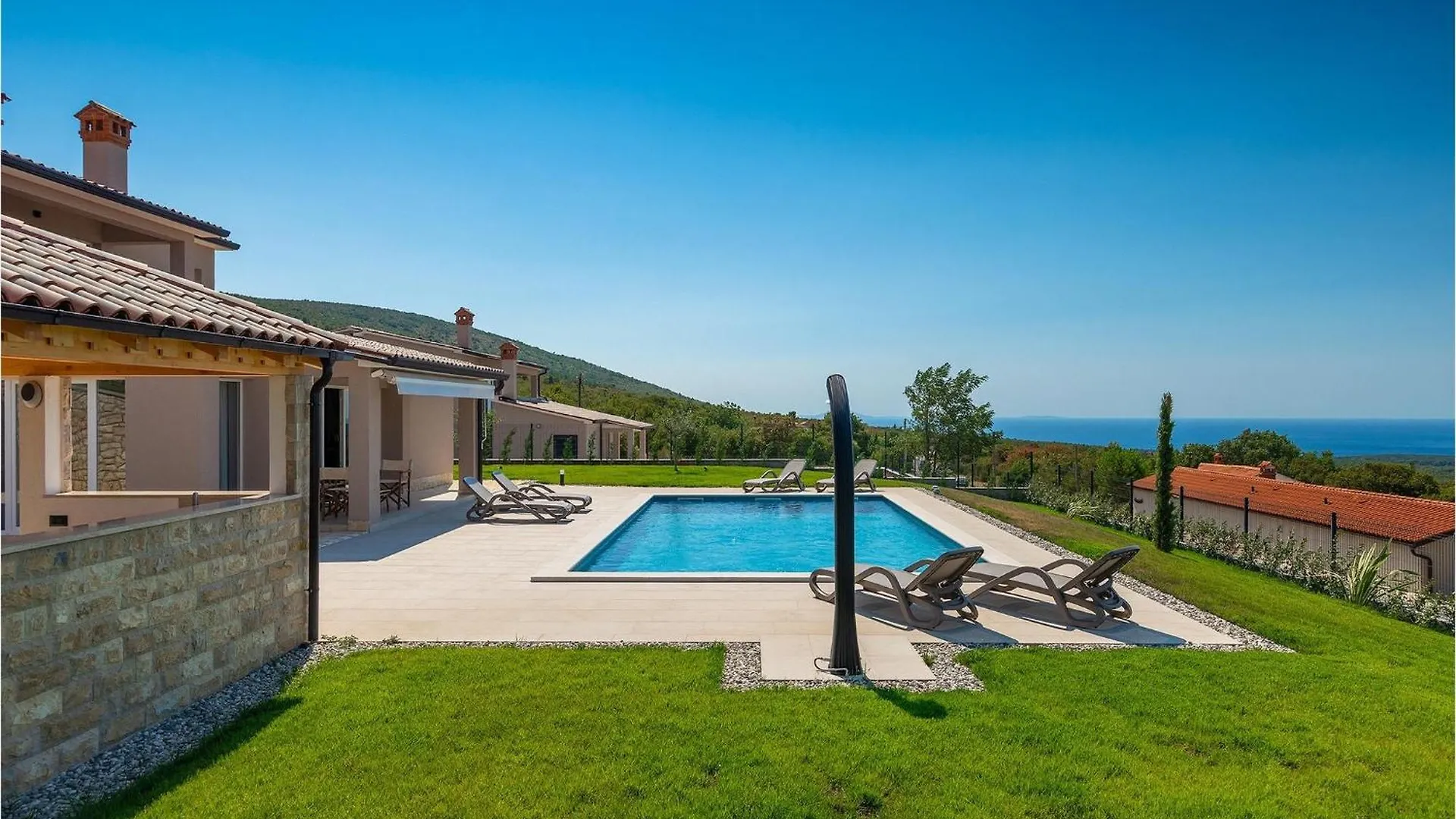 Holiday home Villa Bay View Diminici