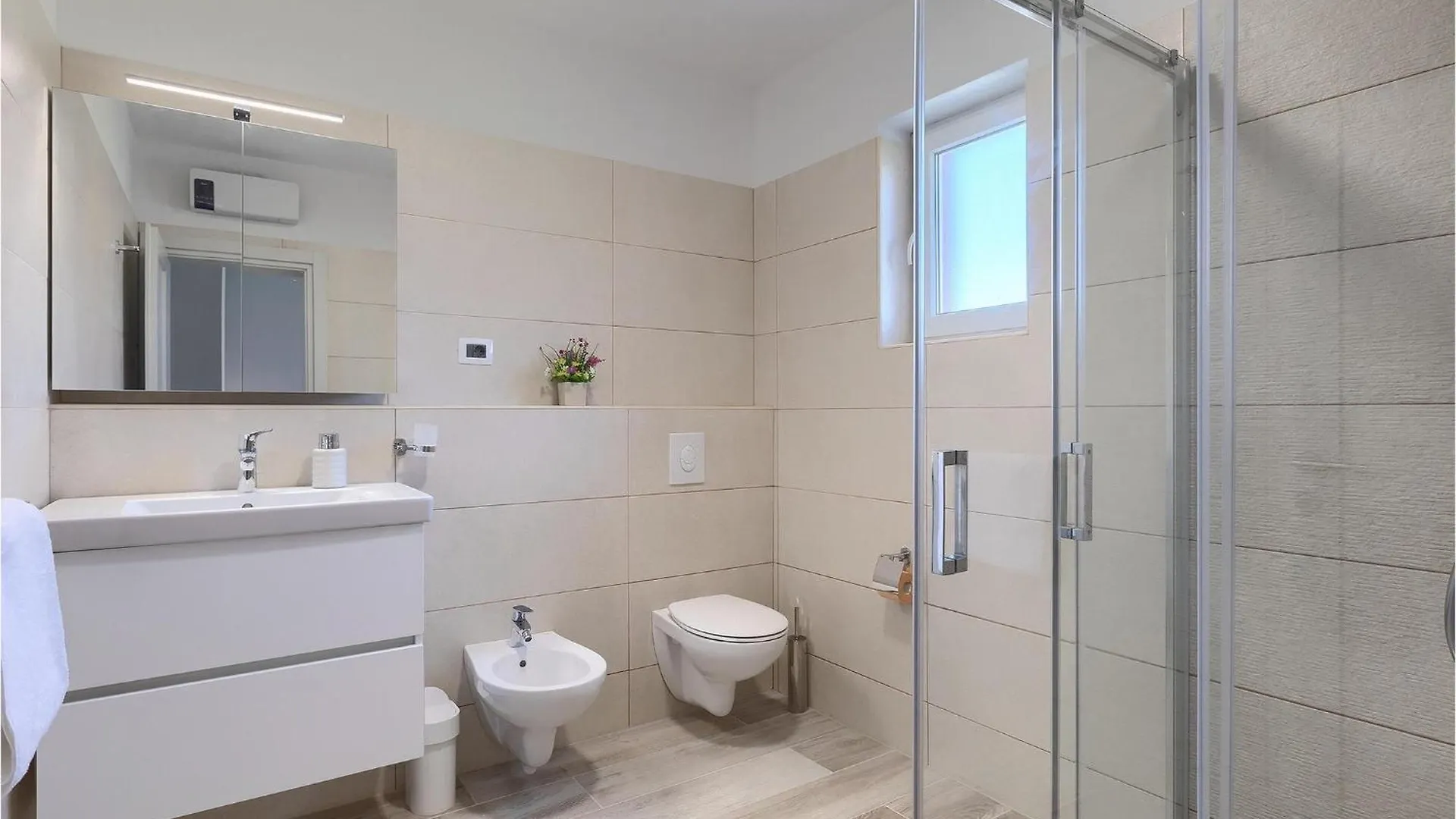 Villa Bay View Diminici Holiday home
